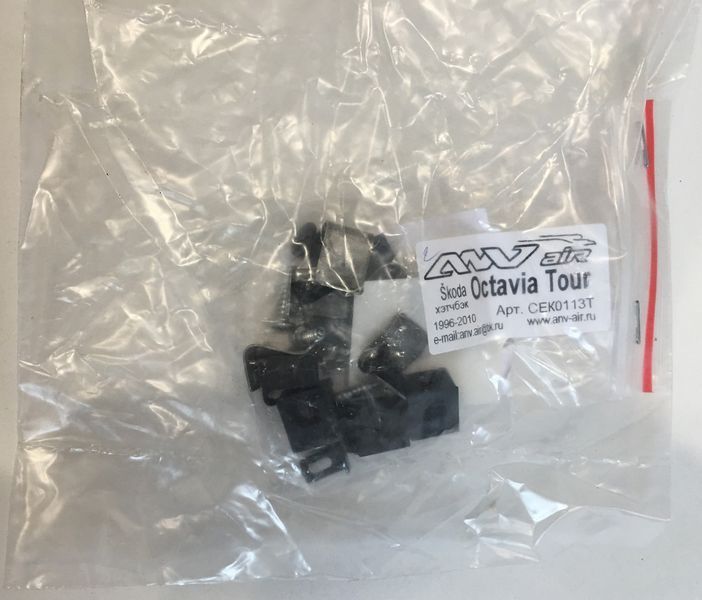 Дефлектор на капот (мухобойки) Skoda Octavia Tour 1996-2010 г. СEK0113T фото
