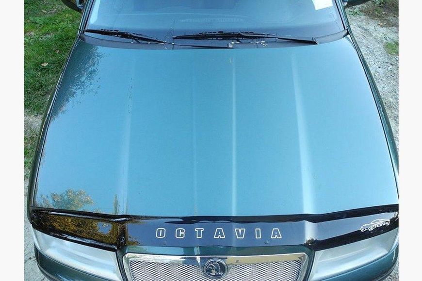 Дефлектор на капот (мухобойки) Skoda Octavia Tour 1996-2010 г. СEK0113T фото