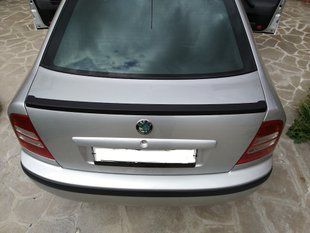 Спойлер багажника Skoda Octavia Tour сед 1996-2010.Дефлектор багажника Skoda Octavia Tour сед 1996-2010 338034 фото