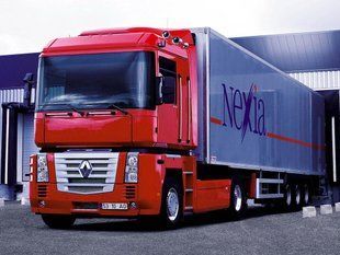 Чохли на сидіння, авточохли Renault Magnum 1+1 2001-2006 рр. Оригінальні чохли салону Favorite Renault Magnum 1+1 2001-2006 рр RE33 фото