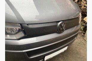Зимняя накладка на решетку радиатора VW T-5 2010-2015 (верхняя) матовая 01331 фото