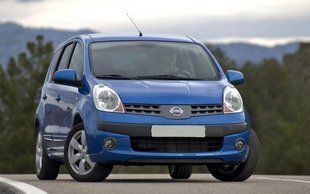 Дефлектор на капот (мухобойки) Nissan Note 2006-2009 г. NS11 фото