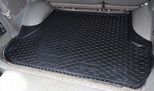 Коврик багажника Toyota Land Cruiser 100 резиновый (AVTO-Gumm) автогум 111399 фото