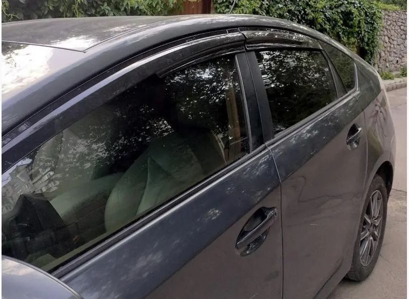 Дефлекторы окон Toyota Prius 2007-2011 Sunplex Sport Style. Ветровики Toyota Prius 2007-2011 Sunplex Sport SP-S-97 фото