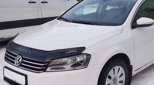 Дефлектор на капот (мухобойка) Volkswagen Passat (B7) 2010 ЕВРОПА VW37 фото