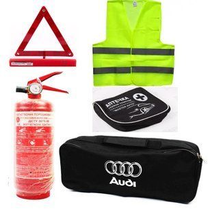 Набор автомобилиста техпомощи для AUDI стандарт с логотипом авто на сумке AUDI фото
